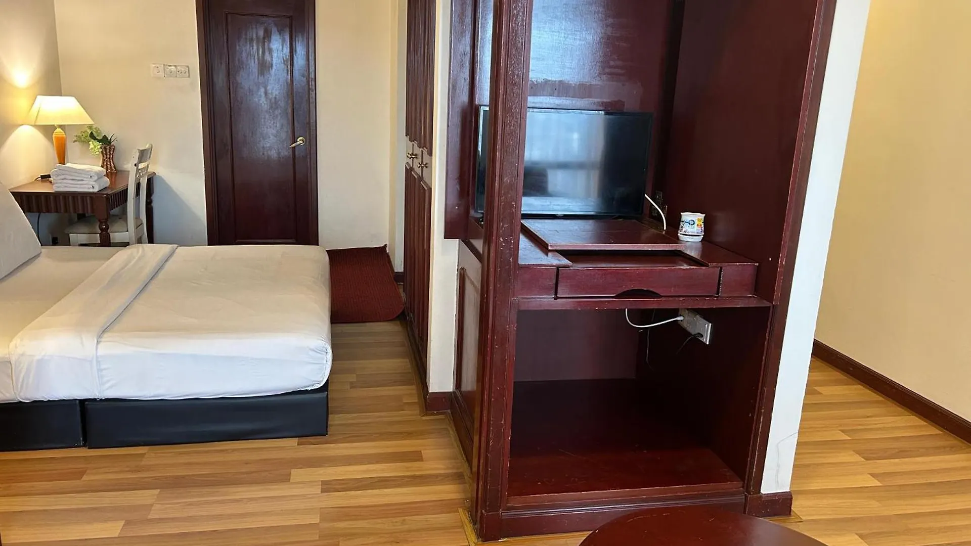 Dynamic Suites By Times Square Kl Κουάλα Λουμπούρ 0*,