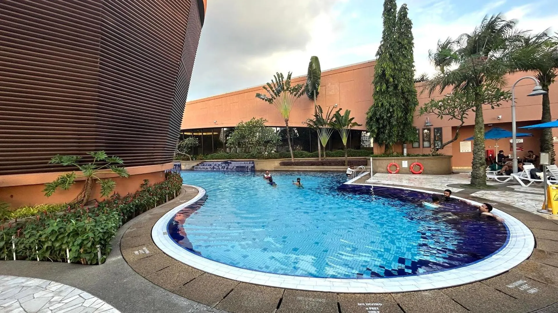 Dynamic Suites By Times Square Kl Κουάλα Λουμπούρ
